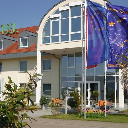 Hotel Sunparc - Shuttle Zum Europa-Park Rust 4Km & Rulantica 2Km Ringsheim Kültér fotó
