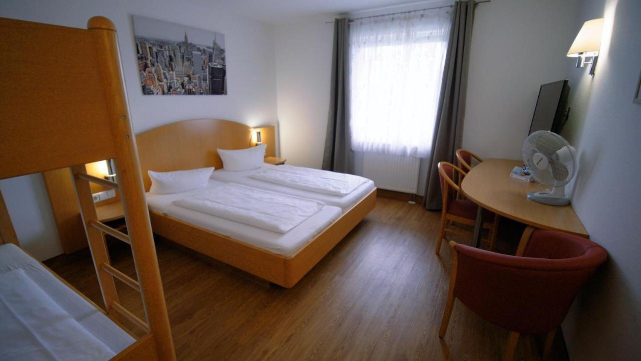 Hotel Sunparc - Shuttle Zum Europa-Park Rust 4Km & Rulantica 2Km Ringsheim Kültér fotó
