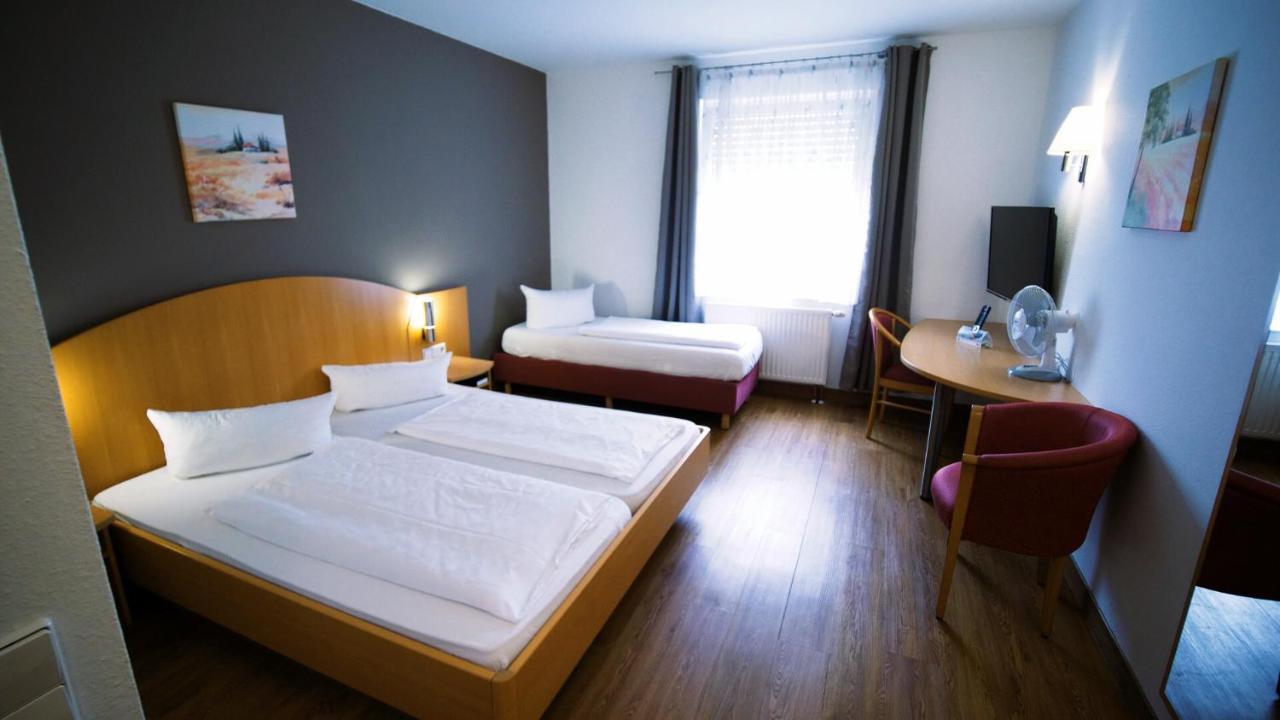Hotel Sunparc - Shuttle Zum Europa-Park Rust 4Km & Rulantica 2Km Ringsheim Kültér fotó