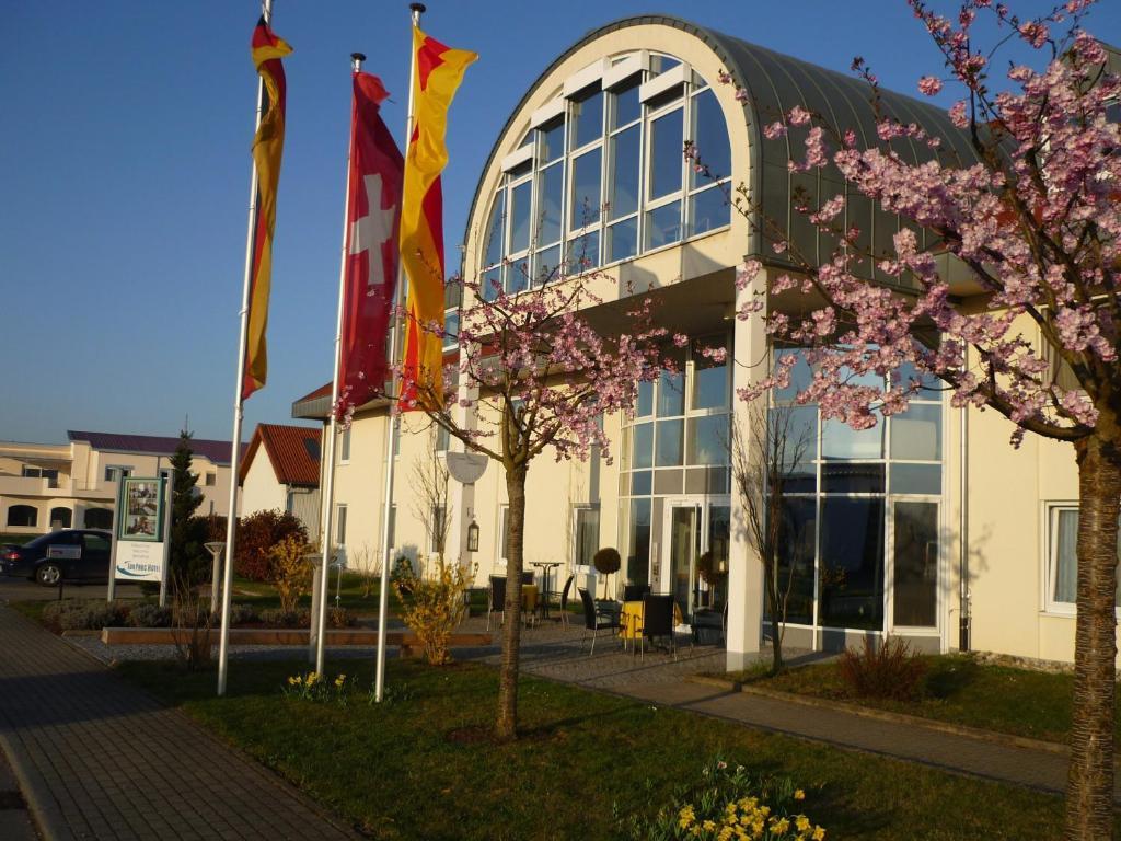 Hotel Sunparc - Shuttle Zum Europa-Park Rust 4Km & Rulantica 2Km Ringsheim Kültér fotó